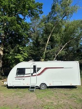 2017 SWIFT FREESTYLE SE S4 EB - 4 BERTH ISLAND BED CARAVAN *SOLAR & MOTOR MOVER*