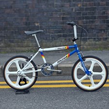 Raleigh Mk 2 Burner Team