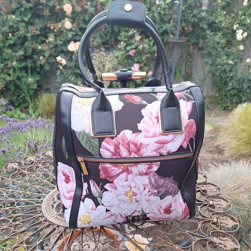 Ted baker cabin - cabin, travel
