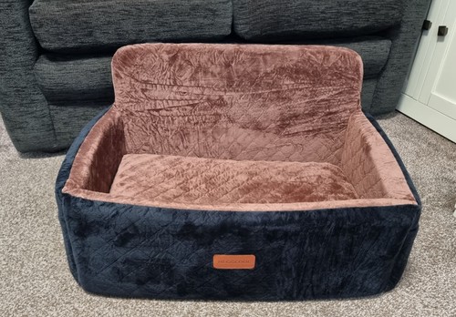 Dog car seat for medium - dog,