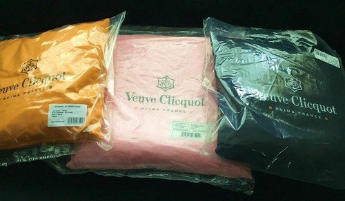 Veuve clicquot champagne - veuve,