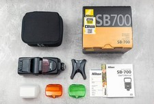 Nikon SB-700 Speedlight Flash. MINT. BOXED & COMPLETE. SB700 Camera Flashgun