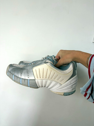 Rare vintage 2002 adidas - vintage,