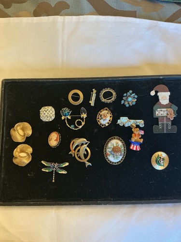 Vtg modern brooch - modern,