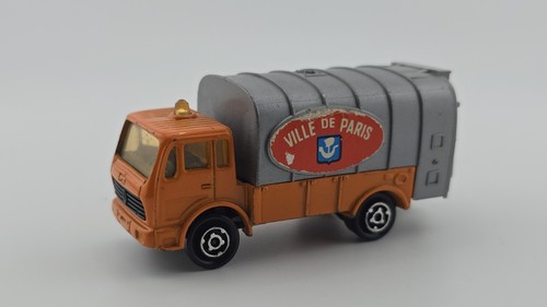 Majorette mercedes benz refuse - majorette,