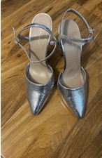 New Look Size 7 Silver Heels