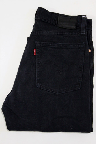 Levi wedgie straight - wedgie, big