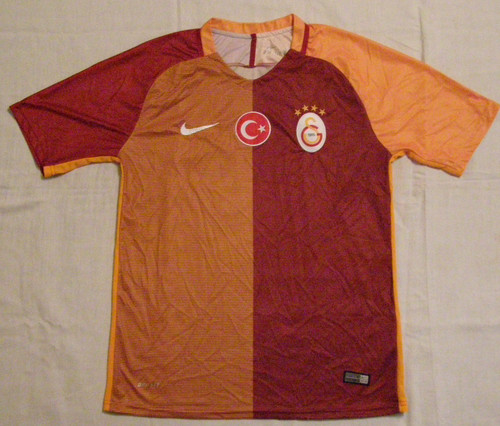 Galatasaray vintage nike - galatasaray,