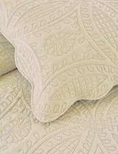Quilted Bedspread Set with 2