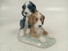 Nao Porcelain Two Tired