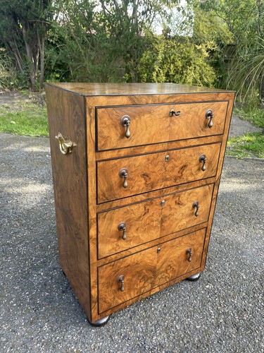 Fine quality small burr walnut - quality,