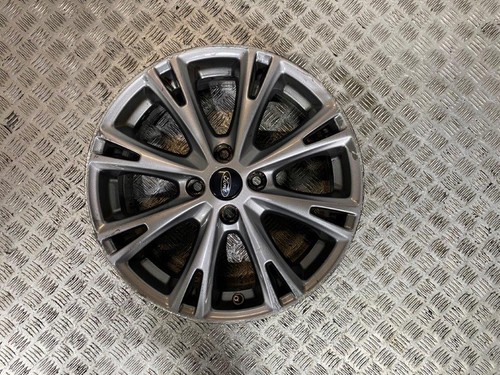 Ford fiesta mk7 zetec - 08-17,