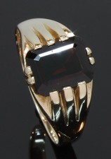 9 Carat Yellow Gold Gents