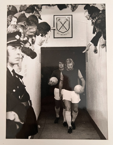Bobby moore west ham upton - moore,
