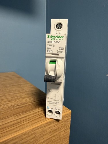 Schneider 32amp rcbo b32 type - schneider,
