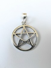  Sterling Silver (925)  Pentagram  Pendant    ( 14 mm )   !!      Brand  New !