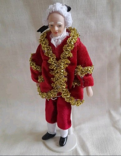 Dolls house figurine doll 12 - house, 1/12