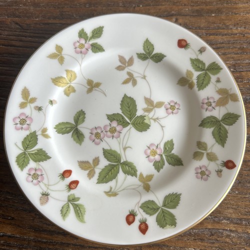 Wedgewood bone china - bone, made