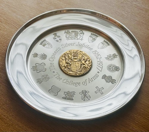 Queen elizabeth silver - queen,