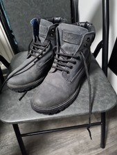 Wrangler Woman's Boots Size UK