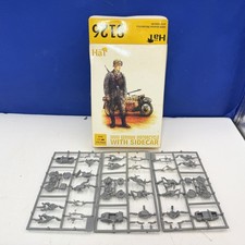 Hat 1/72 WW2 German Motorcycle