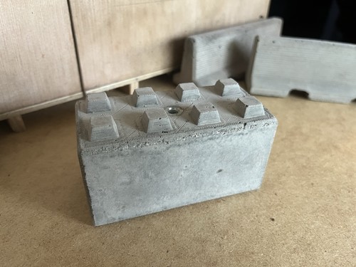 Scale concrete lego block - 1/14,