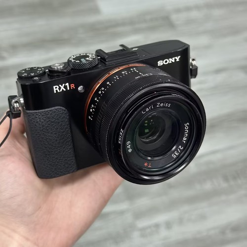 Sony cyber shot - sony, dsc-rx1r