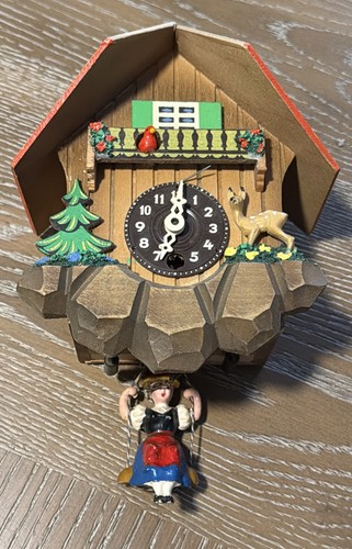 Hermle black forest - black, cuckoo