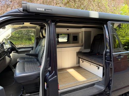 Three bridge camper van - vw,
