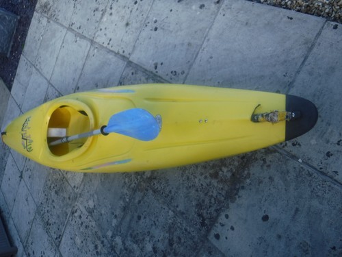 Pyranha mountain sit kayak - pyranha,