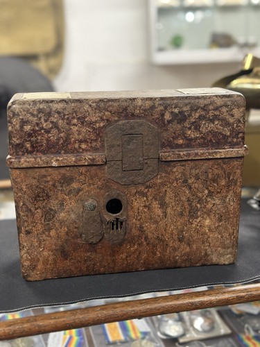 Ww2 german field - field, box