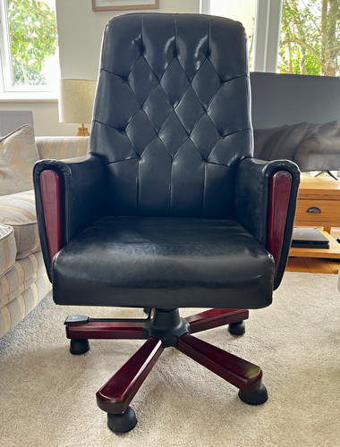 Black executive swivel - black,