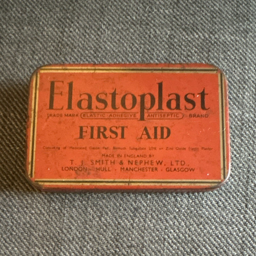Elastoplast vintage first - vintage, aid