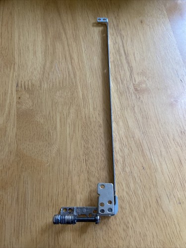 G7000 right screen hinges - g7000,