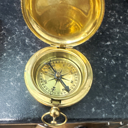 Brass pocket compass solid - pocket,