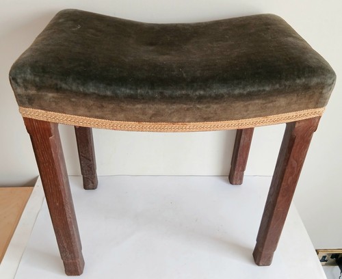 Coronation stool george - george, vi