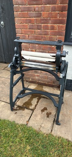 Vintage pioneer cast iron - vintage,