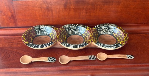 Hand carved olive wood pinch - carved,
