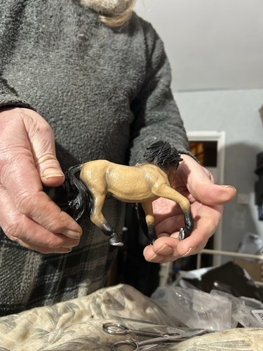 Resin dun horse figurine - resin,