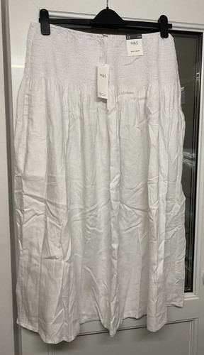 Bnwt ladies white linen - white,
