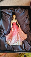 Royal Doulton Pretty Ladies - Stephanie - Figure of the Year 2007 BOX COA