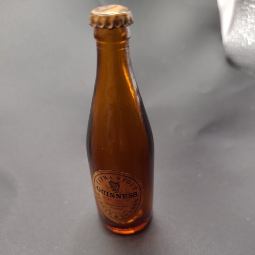 Vintage miniature guinness - miniature,