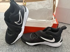 Nike Team Hustle D 11- UK size