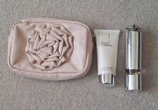 Aura Swarovski Edp Gift Set With 50ml Edp, 100ml Perfumed Lotion And Makeup Bag.