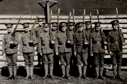 Group portrait bayonet - portrait, gun