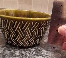 LORD NELSON POTTERY, MOSS GREEN POT, BASKETWEAVE PATTERN