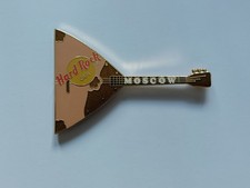 HARD ROCK CAFE MOSCOW BALALAIKA PIN IN EXCELLENT CONDITION