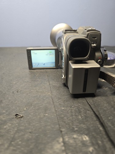 Hitachi dvdcam mv550e - hitachi, dz-mv550e