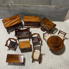 Doll House Funiture, table and
