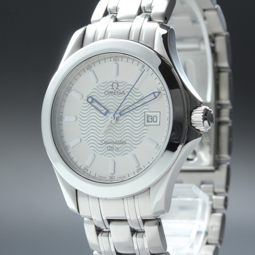 Near mint omega seamaster - omega,
